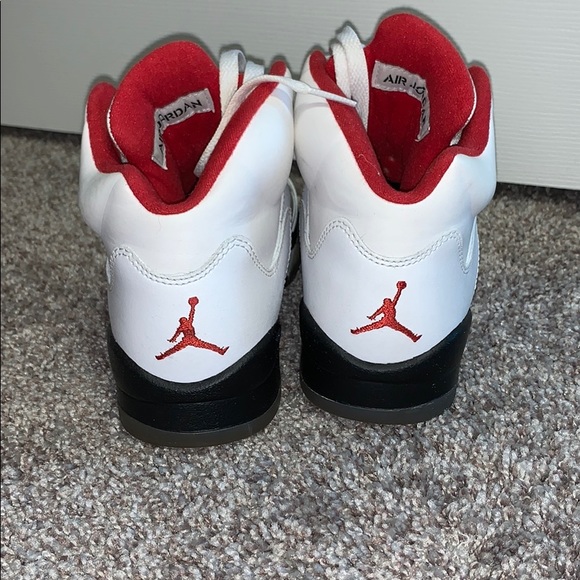 AIR JORDAN 5s - Picture 4 of 5
